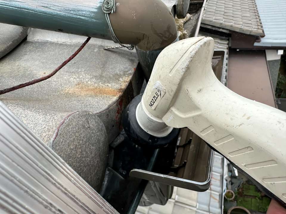 2026年9/17 羽島郡岐南町にて雨樋(あまどい)の掃除をしました!